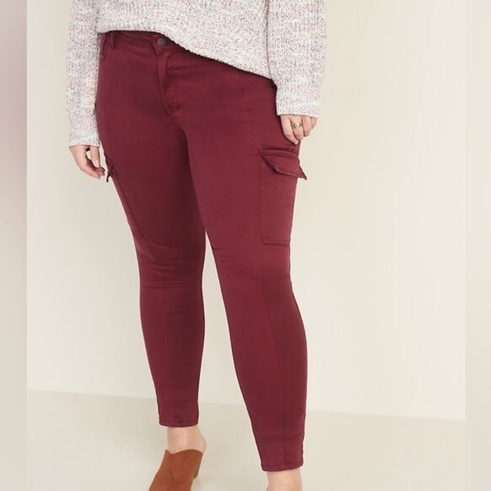 Old Navy Rockstar Super Skinny Cargo Pants